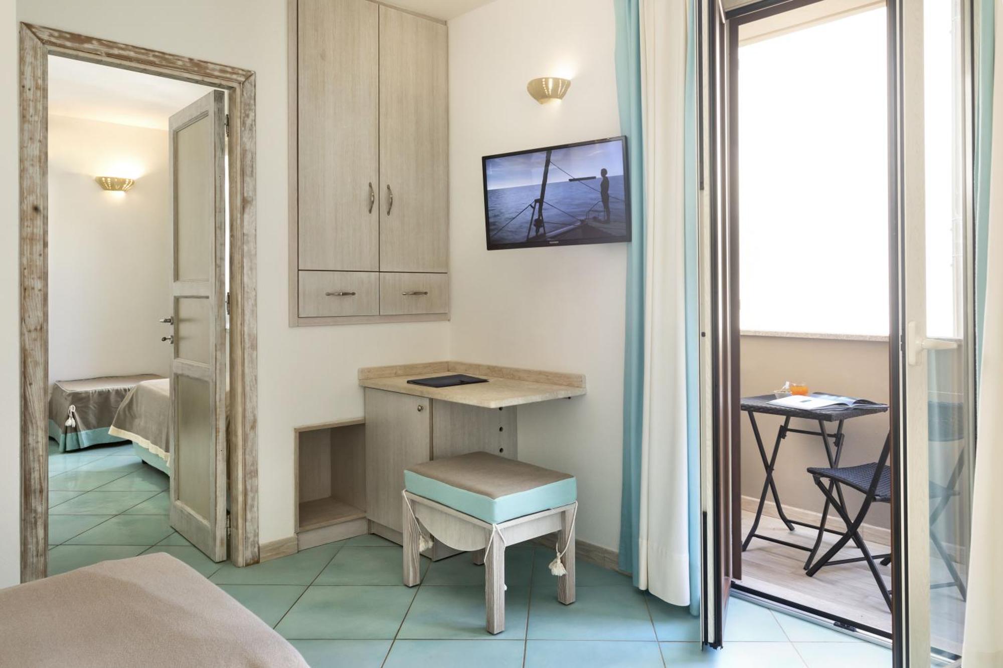 Hotel Corallaro 4*